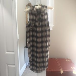 Long sheer patterned tunic.